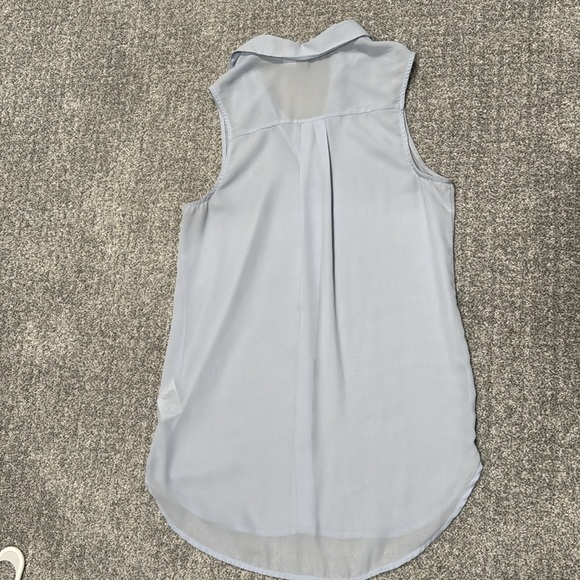 Light Purple Blouse Size 2 - Picture 4 of 4